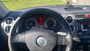 Volkswagen Tiguan 2.0 TDI  - imagine 10