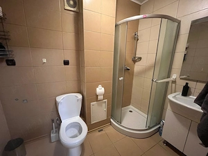 Inchiriez apartament în Bradet  - imagine 4