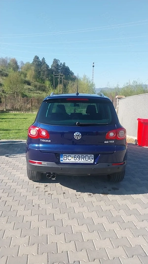 Volkswagen Tiguan 2.0 TDI  - imagine 3