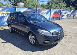 Kia Ceed Sw 1,4 benzină facelift  - imagine 3