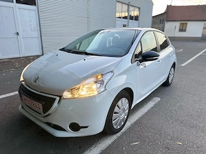 vand peugeot 208 an fabricatie 2015