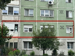 Apartament cu 3 camere - etajul 1 - imagine 8