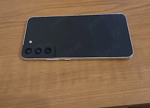 Vand telefon S22 plus