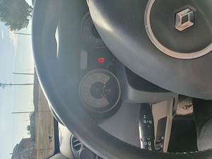 De vanzare renault megane 1,6 benzina din 2007 fabricat,príma inmatriculare 2008 cu 139demii la bord