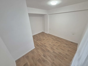 2 Cam-Bloc Nou 2025-Soarelui-3 Min de Spitalul Judetean-44MP-Parcare Subterana-105.000 Euro ! - imagine 10