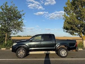 Toyota Hilux 3.0 D-4D Double Cab 4x4 Automat 171 CP Stare perfecta - imagine 7
