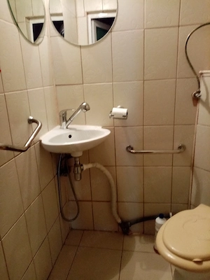 Apartament în vilă, Ploiești, centru -zona catedrala Sf Ioan. - imagine 9