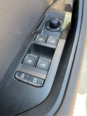 Skoda Superb L&K - imagine 10