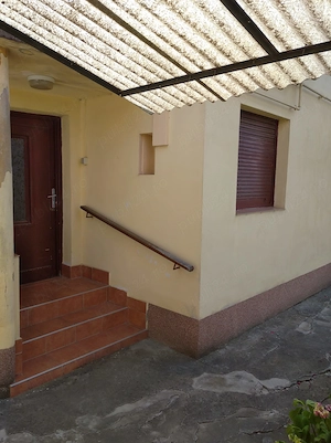 Casă cu teren 472 mp de vânzare   Grădiște, Arad, Str. Lucreția - imagine 4