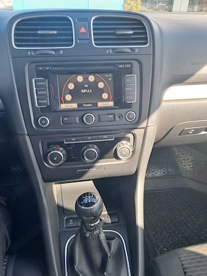 Golf 6 .AN 2011. 1600.tdi..masina este bine întreținută si. funcționează. Foarte .bine. - imagine 5