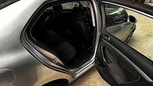 Volkswagen Jetta 1.6 TDI DPF Trendline - imagine 7