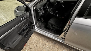 Volkswagen Jetta 1.6 TDI DPF Trendline - imagine 4