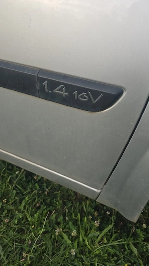 Renault Megane  - imagine 5
