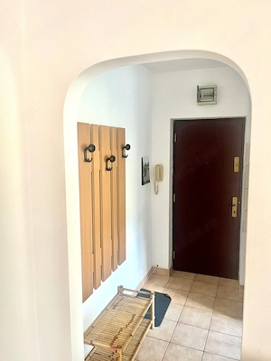 partament 2 camere + garaj   Centru Reșița (Zona Blocul 800) - imagine 6