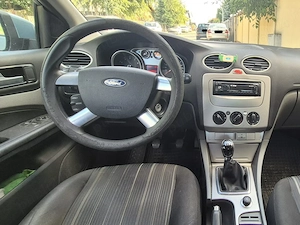 Vand Ford Focus 1.6 hatchback 2008, stare foarte buna - imagine 5