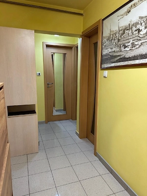 Apartament 3 Camere Decomandat, Etaj 1 | 3 Balcoane, Vedere pe 3 Părți | Zona Lipovei - Holdelor - imagine 11