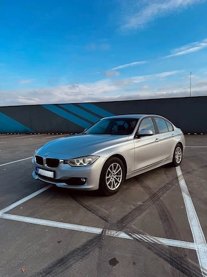 BMW 318D xDrive - imagine 2