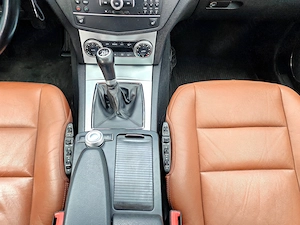 Mercedes-Benz C 220 CDI | 170CP | 2.2 Diesel | Manuală - imagine 9