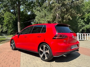 Volkswagen Golf 7 GTI 2.0 TSI   Stock   Înmatriculată  Recent   DynAudio   Bi-Xenon   Full Dotări  - imagine 3