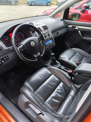 VW   touran - imagine 7