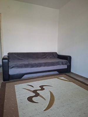 ofer spre inchiriere garsonieră 
