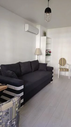 berceni  metrou biruintei 81 la pasarela etaj 1 - imagine 8