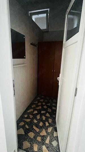 Spațiu comercial Filiași CENTRAL   parter   lângă piață   vad excelent - imagine 4