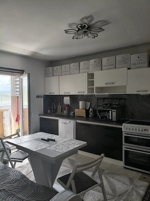 De închiriat apartament