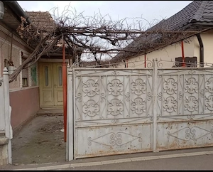 Vând casă în Turda