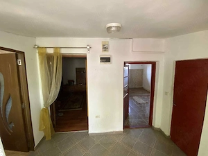casa de vanzare cu 3 camere - imagine 6