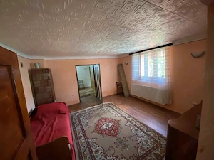 casa de vanzare cu 3 camere - imagine 3