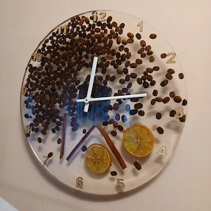 ceas de perete din rasina cu boabe de cafea  30cm diametru