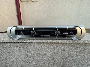 Amplificator Behringer iNUKE NU3000
