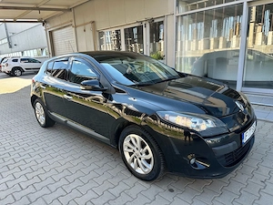 Renault Megane 1.5 dci 110 cai   foarte ingrijita