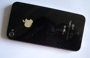 iPhone 4 - pentru piese sau reparat