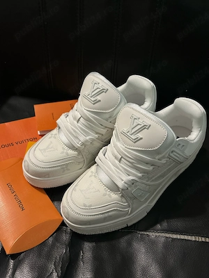 Adidasi Louis Vuitton (38)