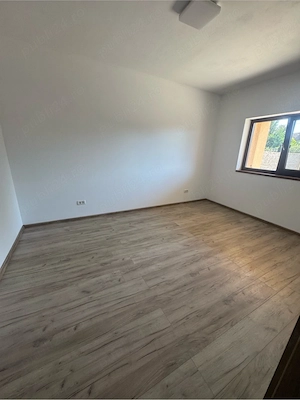 Proprietar vand casa in Giarmata - imagine 7