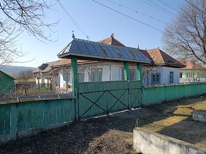 De vanzare casa + teren 9000 mp