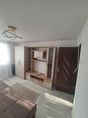 Apartament de Vanzare in Fieni