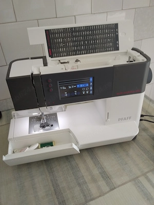Masina de cusut electrica automata cu multiple operațiuni 