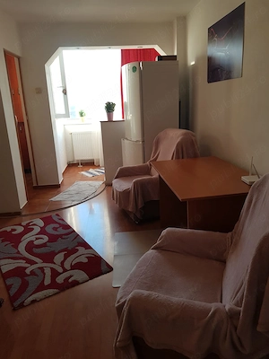 Garsoniera in zona Spitalului Judetean, proprietar - imagine 6