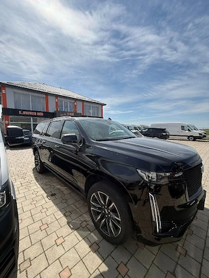 Inchiriez Cadillac Escalade 2023 pentru evenimente
