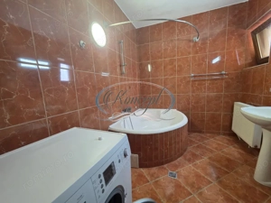 Apartament in vila cu parcare si garaj - imagine 10