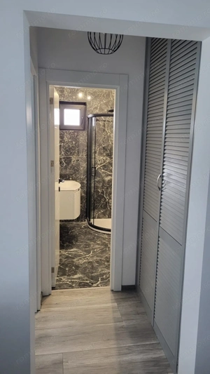 De inchiriat apartament cu 2 camere la Papadie, etaj 3, renovat, 500 E - imagine 9