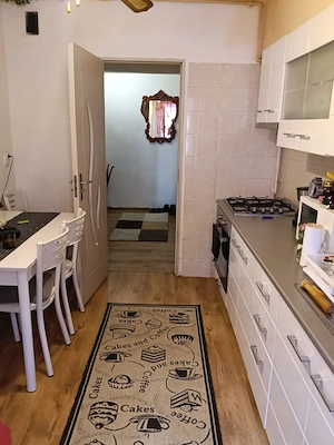 Proprietar   Vând apartament 3 camere, 64 mp, 2 băi, 2 balcoane (7m și 2.5m), str. Dunării - imagine 2