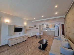 Apartament in Mamaia cu vedere la lac , termen lung - imagine 2