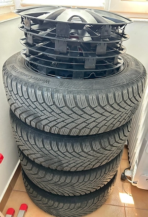 OCAZIE! Vand 4 roti jante otel anvelope iarna Continental WinterContact TS 860 - 185/60 R15 84T 