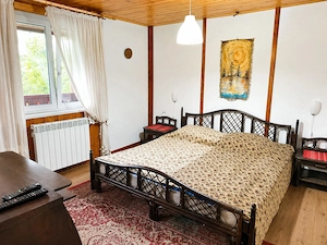  Casă de munte P+2 în Tarcău, 8 dormitoare cu baie proprie, teren 2300 mp   potrivită pentru familie - imagine 13