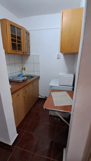 Inchiriez garsonieră în Complexul studentesc  - imagine 3