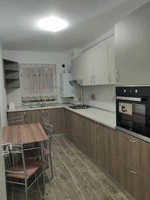 închiriez apartament cu 2 camere in Bartolomeu avangardan  - imagine 5